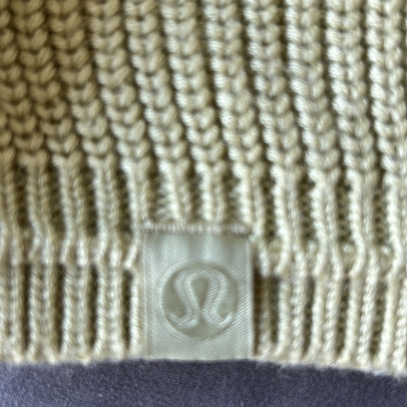 Lululemon Ribbed Turtleneck Sweater in Dew Green size XS/S - Picture 4 of 10